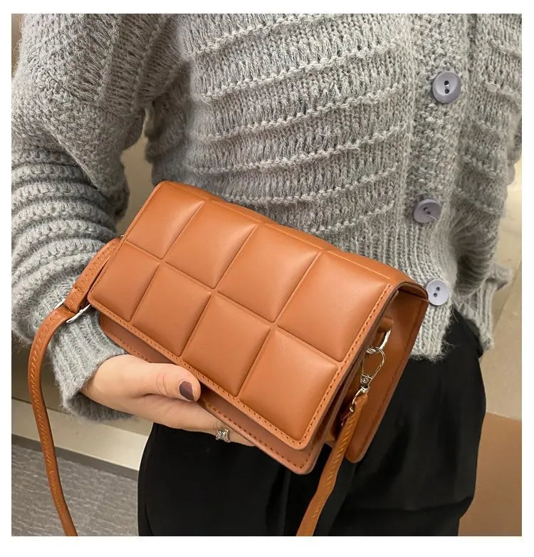 Munberries Quilted Women’s Shoulder Bag